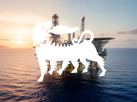 Moderne Offshore-Gasplattform im Mittelmeer bei Sonnenaufgang als Symbol für Energieprojekte. - Foto: über boerse-global.de