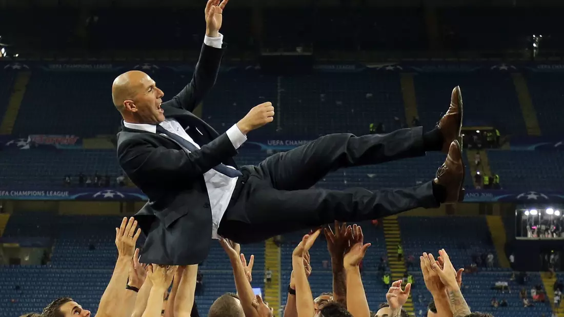 Mit Real Madrid feierte Zidane als Trainer eine Reihe von Triumphen. (Archivbild) - Bild: Christian Charisius/dpa