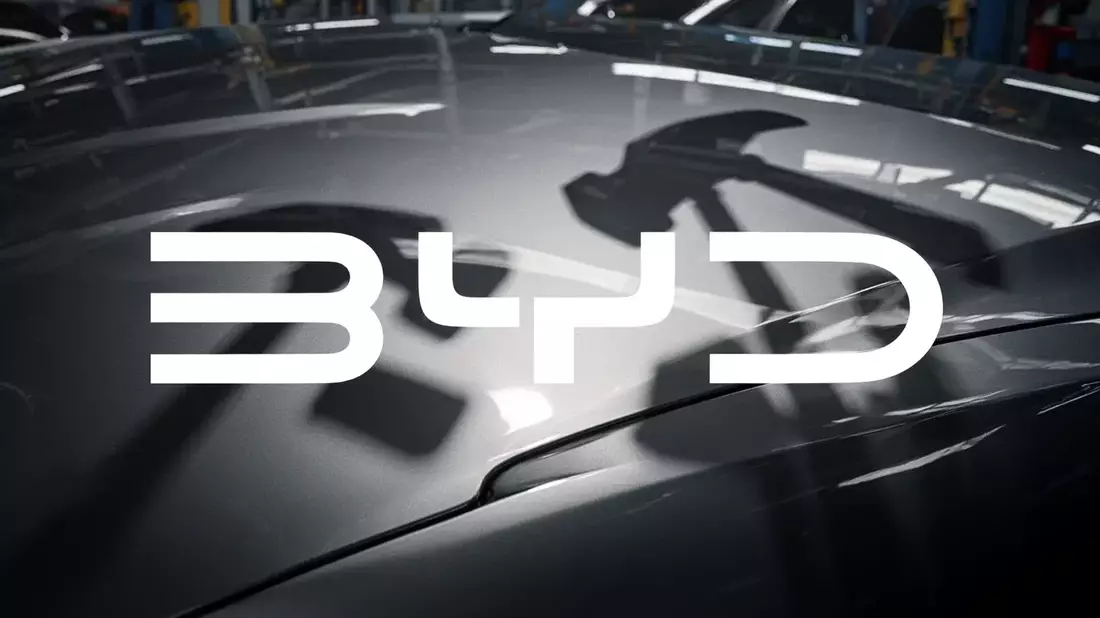 BYD Launches Kei Car in Japan, Expands Leasing in Australia, Solid-State Battery by 2027