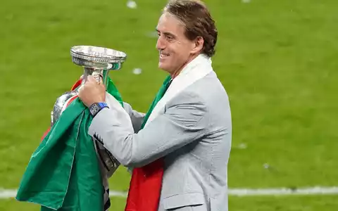 2021 holte Roberto Mancini mit Italien den WM-Titel. (Archivbild) - Foto: Mike Egerton/Press Association/dpa