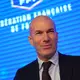 Zinédine Zidane unterschrieb einen Vertrag bis 2030. - Bild: Aurelien Morissard/AP/dpa