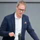 SPD-Innenexperte Sebastian Fiedler findet es richtig, das Instrumentarium zu erweitern. (Archivbild) - Bild: Sebastian Christoph Gollnow/dpa