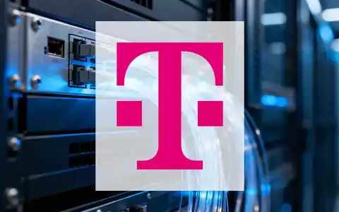 Moderne Glasfaser-Netzwerkinfrastruktur in einem Rechenzentrum als Symbol für Telekommunikation und Marktentwicklung. - Foto: über boerse-global.de