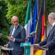 Vertraut darauf, dass Irland einen «realistischen Vorschlag» für den neuen EU-Etat vorlegt: Bundeskanzler Friedrich Merz. - Bild: Michael Kappeler/dpa