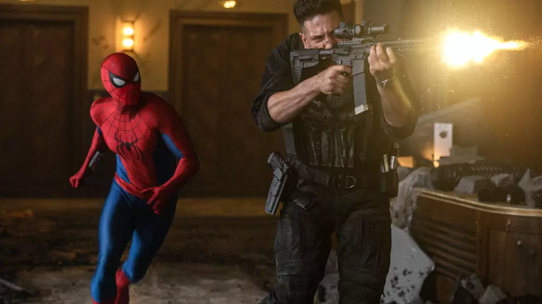 Tom Holland als Spider-Man und Jon Bernthal als Punisher in einer Szene des Films «Spider-Man: Brand New Day». - Bild: ---/Sony Pictures/dpa
