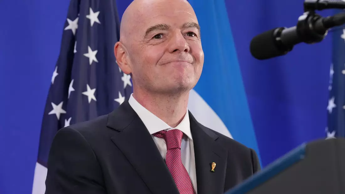 Gianni Infantino hat neue Pläne mit der FIFA. (Archivbild) - Bild: Jacquelyn Martin/AP/dpa