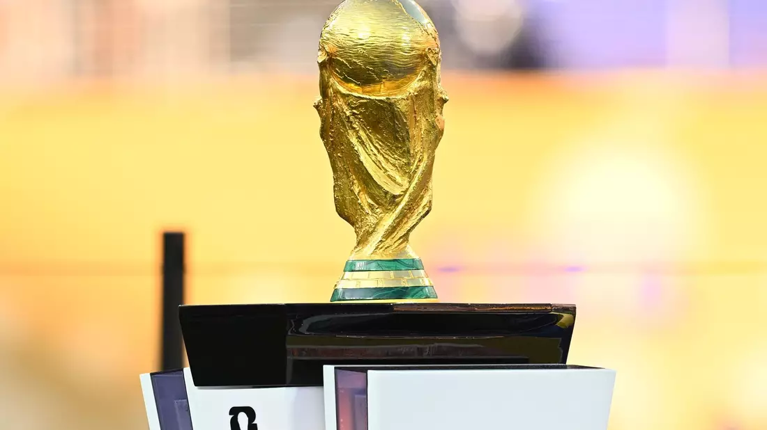 Die FIFA will kommerzielle Rechte auch an der WM verkaufen. (Archivbild) - Bild: Tom Weller/dpa