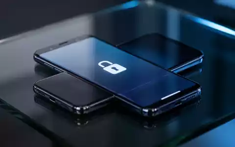 Modernes Samsung Smartphone auf dunkler Oberfläche mit digitalem Schloss-Symbol als Symbol für mobile Sicherheit. - Foto: über boerse-global.de