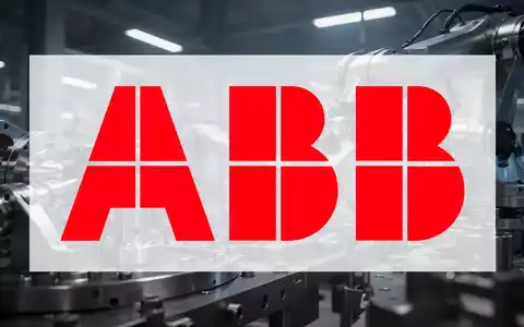 Abstrakte industrielle Szenerie mit metallischen Texturen und kühler Beleuchtung als Symbol für den Maschinenbau. - Foto: über boerse-global.de