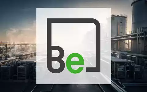 Moderne Wasserstoff-Brennstoffzellenanlage in der Morgendämmerung als Symbol für Energiewirtschaft und Investitionen. - Foto: über boerse-global.de