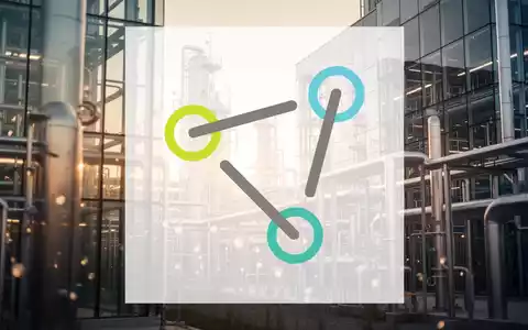 Moderne Industrieanlage bei Sonnenuntergang als Symbol für wirtschaftliches Wachstum und Erfolg. - Foto: über boerse-global.de
