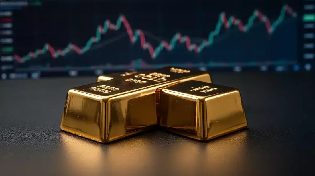 Gold Price Holds at $4,042 as Fed Decision Looms; PBOC Extends Buying Streak
