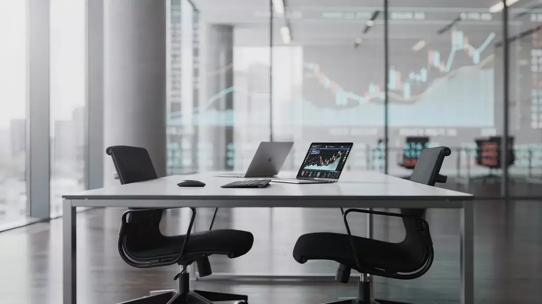 iShares MSCI World ETF: Warnsignale vor KI-Korrektur mehren sich