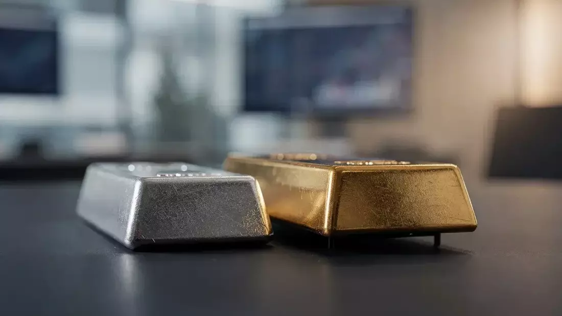 Silver Surges 4.67% as Gold-Silver Ratio Breaks Below 70 Amid Supply Deficit