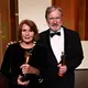 Senta Berger und Michael Wittenborn bekamen für die beste weibliche Hauptrolle beziehungsweise die beste männliche Nebenrolle im Film «Ach, diese Lücke, diese entsetzliche Lücke» jeweils eine Lola, den Deutschen Filmpreis. (Archivbild) - Bild: Christoph Soeder/dpa