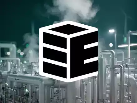 Moderne Industrieanlage zur grünen Wasserstoffproduktion mit Fokus auf Elektrolyse-Technologie. - Foto: über boerse-global.de