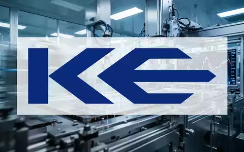 Abstrakte Darstellung einer modernen Halbleiterfertigung in kühlem Licht als Symbol für technologische Industriezweige. - Foto: über boerse-global.de