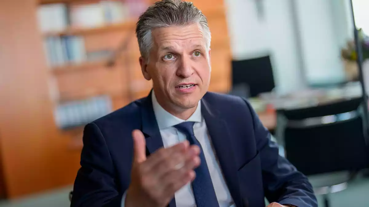 Frei wurde schon einmal für den Fraktionsvorsitz gehandelt, wurde dann aber Kanzleramtschef. (Archivbild) - Bild: Michael Kappeler/dpa