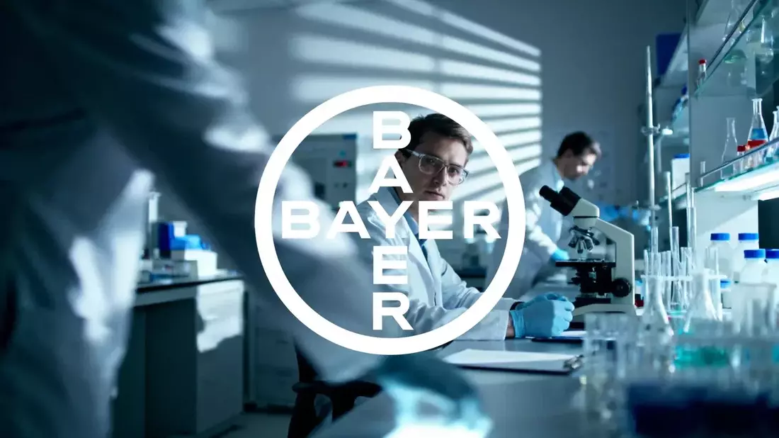 Bayer Stock Pauses After 26.75% Surge Amid Glyphosate Tariff Reversal and Legal Risks