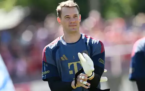 Startet voraussichtlich in sein letztes Profijahr: Bayern-Kapitän Manuel Neuer. - Foto: Angelika Warmuth/dpa