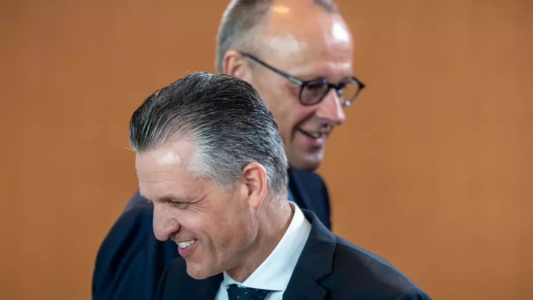 Thorsten Frei wechselt vom Kanzleramt an die Spitze der Unionsfraktion. - Bild: Michael Kappeler/dpa