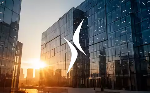 Moderne Glasarchitektur bei Sonnenaufgang als Symbol für internationale Geschäftsexpansion. - Foto: über boerse-global.de