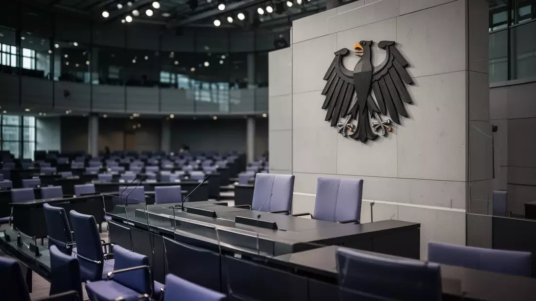 Merz leitet Kabinettsumbildung nach Spahn-Rücktritt ein