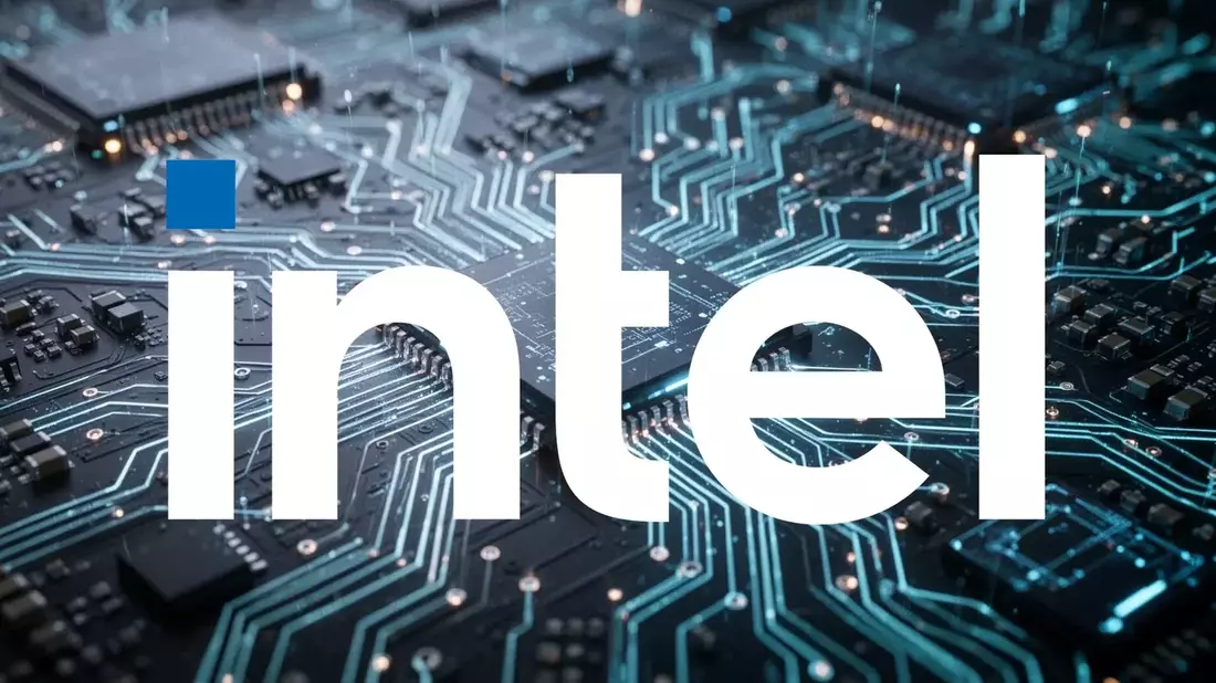 Intel Stock Plunges 33% Despite Fastest Revenue Growth in 15 Years and Foundry Milestones