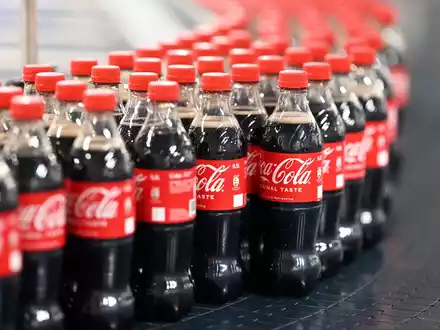 Das Rezept von Coca-Cola wird streng geheim gehalten. (Foto: Archiv) - Foto: Uli Deck/dpa