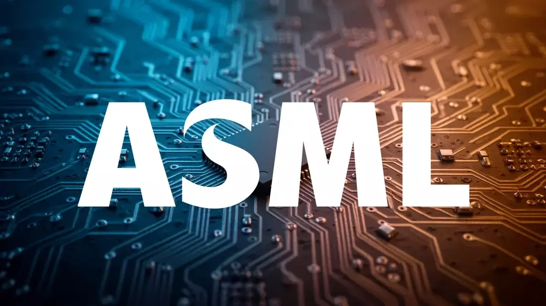 ASML Stock Plunges 14% on China Lithography Threat Despite Record Guidance