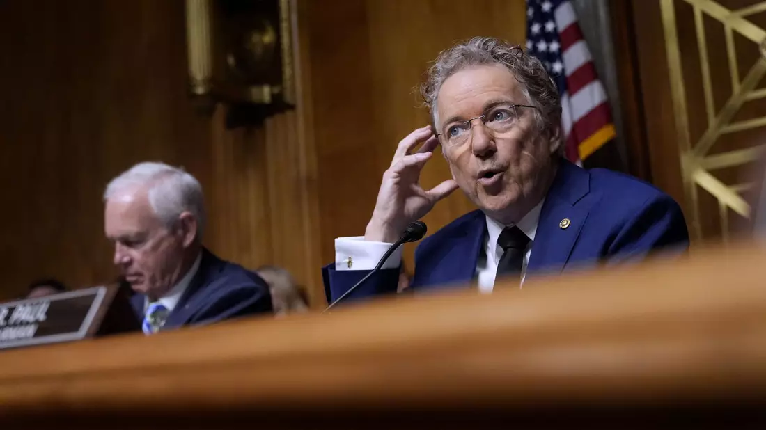 US-Senator Paul hat es auf Fauci abgesehen. (Archivbild) - Bild: Manuel Balce Ceneta/AP/dpa