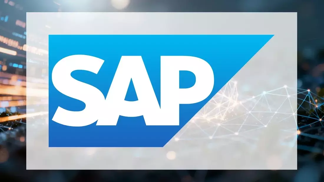 SAP Stock Rises 3.3% on Cloud Growth, Buybacks, but Analysts Split on Margin Risks