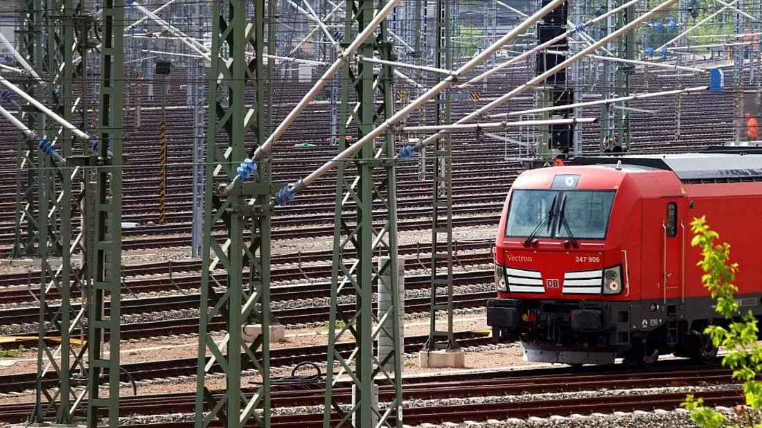 Bahn macht nach 7 Jahren wieder Gewinn - Neuer Passagierrekord