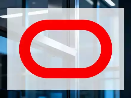 Abstrakte Darstellung von Finanzrisiko und Marktanalysen in einem modernen Bürogebäude mit Fokus auf Glas und Stahl. - Foto: über boerse-global.de