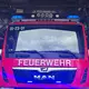 124 Kräfte der Feuerwehr aus Wallhausen und Umgebung kämpfen gegen die Flammen im Schloss Wallhausen. (Symbolbild) - Bild: Sabina Crisan/dpa