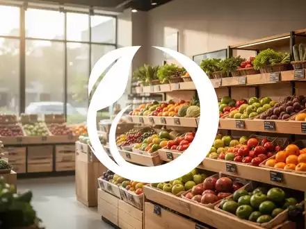 Helle, moderne Auslage mit frischem Bio-Obst und Gemüse in einem hochwertigen Lebensmittelmarkt. - Foto: über boerse-global.de