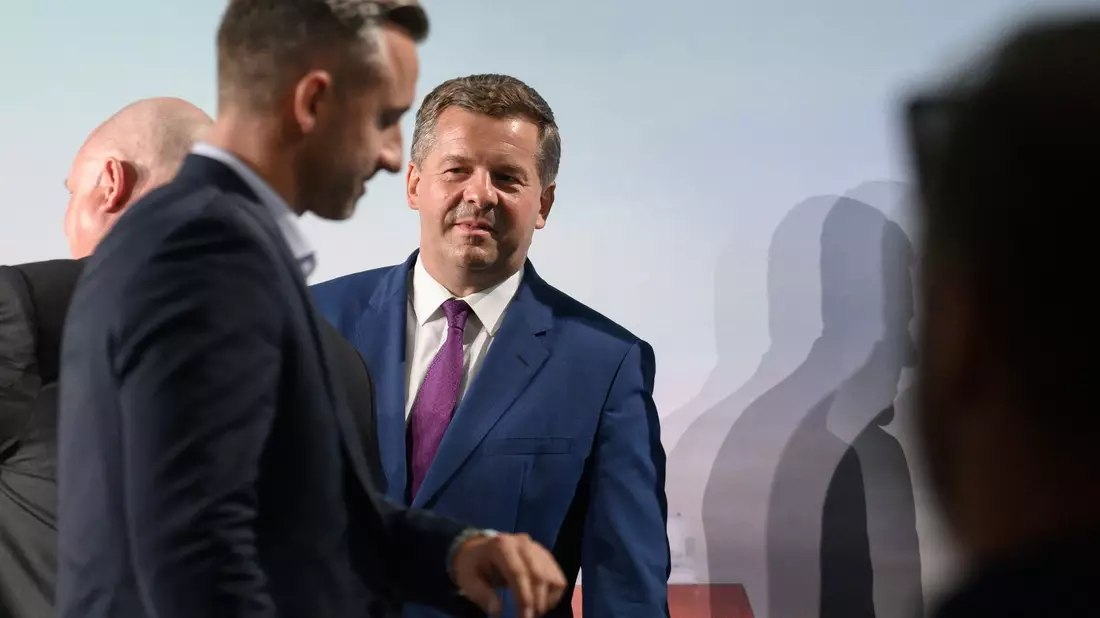 Andere Parteien wollen eine Alleinregierung der AfD in Sachsen-Anhalt verhindern. (Archivbild) - Bild: Klaus-Dietmar Gabbert/dpa