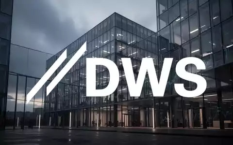 Abstrakte Architektur eines modernen Bürogebäudes in kühlem, dramatischem Licht zur Symbolisierung der Finanzmärkte. - Foto: über boerse-global.de