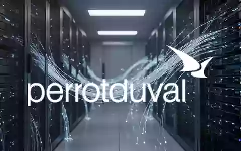 Abstrakte Darstellung moderner Cloud-Infrastruktur in einem Serverraum mit atmosphärischer Beleuchtung. - Foto: über boerse-global.de