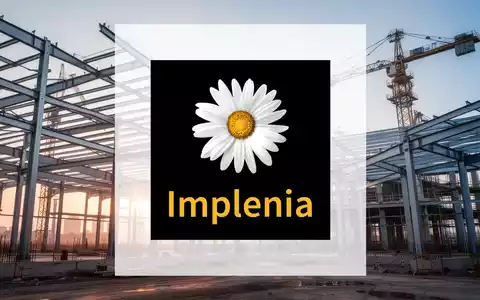Moderne Baustelle mit Stahlkonstruktionen und Kränen bei Sonnenaufgang als Symbol für die Bauindustrie. - Foto: über boerse-global.de