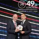Infantino (l) und Ceferin liegen wegen des Investorendeals im Clinch. (Archivbild) - Bild: Darko Vojinovic/AP/dpa