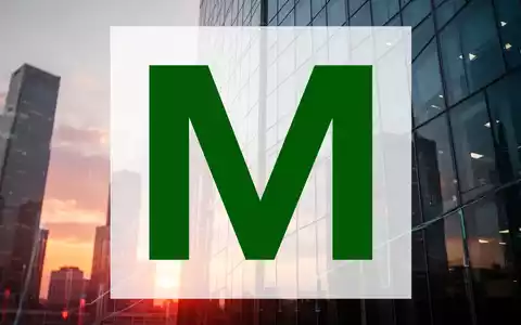 Moderne Glasfassade eines Bürogebäudes bei Sonnenuntergang als Symbol für Finanzberichte und wirtschaftliche Erwartung. - Foto: über boerse-global.de