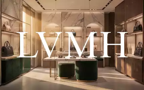 Elegantes, minimalistisches Interieur einer Luxusboutique mit hochwertigen Materialien und stimmungsvoller Beleuchtung - Foto: über boerse-global.de