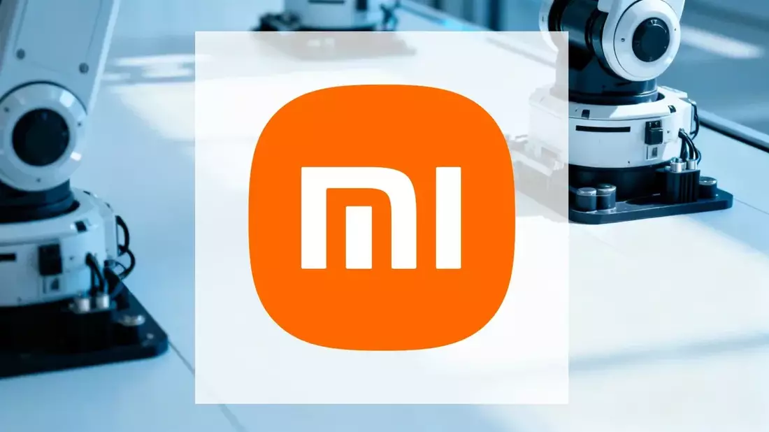 Xiaomi Stock Slips 4.5% Despite SUV Launch: Short Squeeze Fades, Cost Pressures Loom