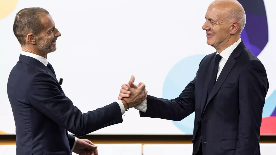 Ceferin (l.) ist in Europa unumstritten. (Archivbild) - Bild: Cyril Zingaro/KEYSTONE/dpa
