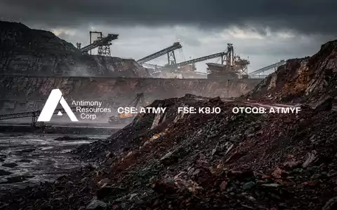 Abstrakte Darstellung einer Bergbauindustrie mit dunkler, stimmungsvoller Beleuchtung und fallender Markttendenz. - Foto: über boerse-global.de