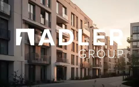 Moderne Berliner Wohnimmobilien in der Abendsonne als Symbol für digitale Modernisierung des Immobilienbestands. - Foto: über boerse-global.de