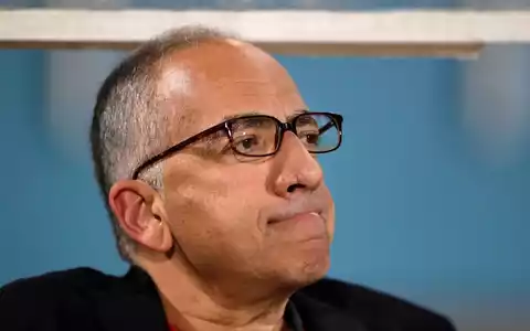 Carlos Cordeiro tritt aus Protest als FIFA-Berater zurück. - Foto: Rebecca Blackwell/AP/dpa