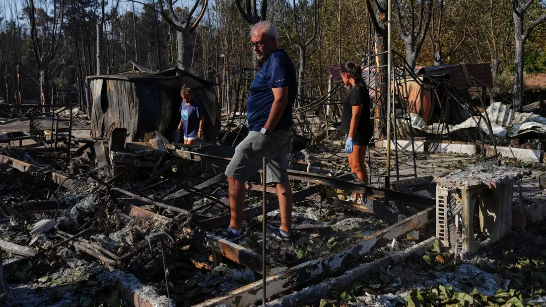 Die Waldbrände haben in Spanien schwere Schäden angerichtet. - Bild: Manu Fernandez/AP/dpa