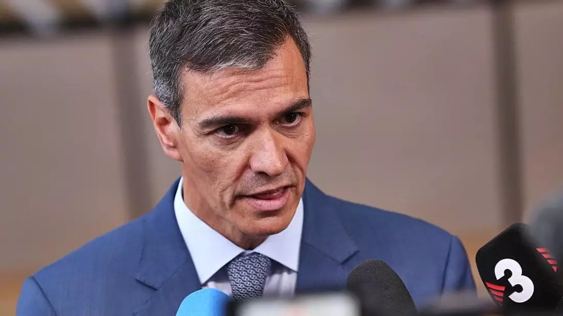 CDU-Außenpolitiker wirft Sánchez Open-Border-Politik vor